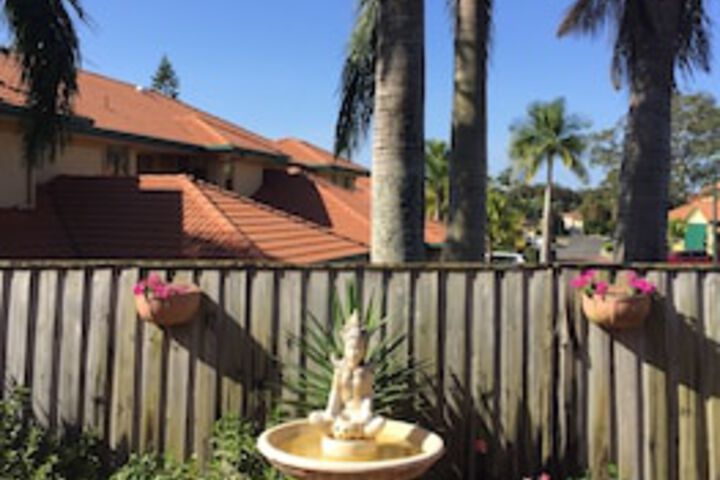 Central Gold Coast QLD Click Find