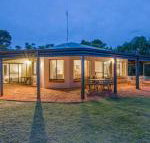 Yallingup Pet Friendly Bush Retreat - Click Find