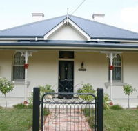 Encores Delkeith Cottage - Click Find