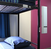 The Nook Backpackers - Lawyer Find