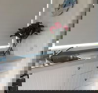 Red Waratah - Click Find