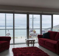 Caseys Beach Retreat - Click Find