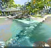 John's Tropical Island Home - Bet 4u