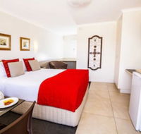 Apple  Grape Motel - Click Find