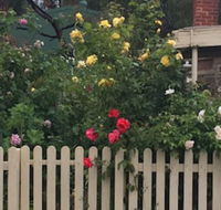 Blyth Cottage Burra - Click Find