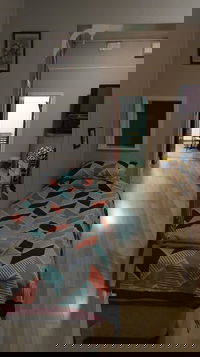 Ned's Studio Apartment