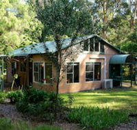 Harmony Forest Accommodation  Vineyard - Bet 4u