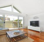 Villa by the Sea - Lawyer Find