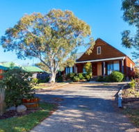 Aarlaur 1 Loft Style Townhouse in Jindabyne - Click Find