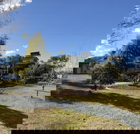 Green Door Motel - Bet 4u