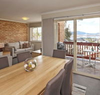 Beloka 9 - Overlooking Lake Jindabyne - Click Find