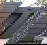 Bangalay Luxury Villas - Click Find