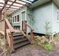 Toms Cabin - Click Find