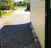Meredith House  Apartments Strahan - Click Find