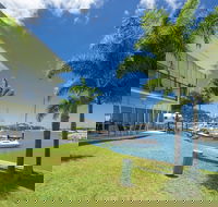 Magnetic Docks Townhouse 1 - Bet 4u