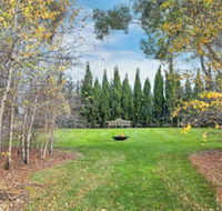 Orchards at Spring Vale Farm - Click Find