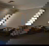 Lamington Hotel Motel - Bet 4u