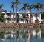 Beachfront 3 25 Willow Street - Click Find