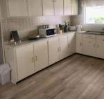 Cosy Country Cottage with AirCon - Click Find