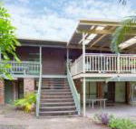 33 Cooloola Drive Rainbow Beach Walk to the beach pet friendly - Click Find