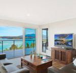 Hillcrest Views of Wagonga - Click Find