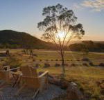 R  R on the Ravine - Click Find