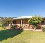Cudgee quaint cottage with separate cabin - Bet 4u