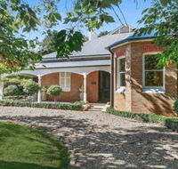 Redcourt est 1904 Southern Highlands Elegance - Bet 4u