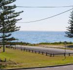 The Penguins Head across from the beach - Bet 4u