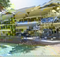 Champagne Apartment 1 - Bet 4u