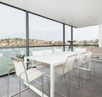 Harbour Front Single Level Apartment - Lawyer Find