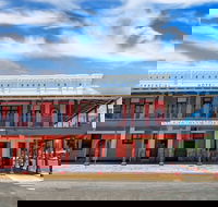Commercial Hay Hotel - Click Find