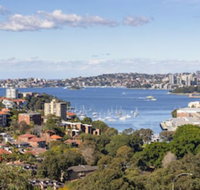 2 Bdrm North Sydney with harbour views - Bet 4u