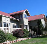 Alpine Stag Lodge Unit 2 - Bridge Guide