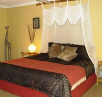 Gumtree on Gillies Bed  Breakfast - Click Find