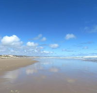 Arthur Riverfront  Sea Lodge downstream - Click Find