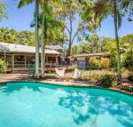 8 Satinwood Drive Rainbow Shores Architecturally Designed Pool Walk to Beach - Click Find