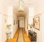 Hillside Cottage  Comfy Spacious Walk to CBD  Stannies - Click Find