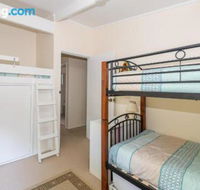 Batehaven Beach House - Click Find