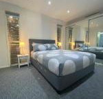 Roomvillas Blackwater - Who Is Search