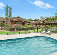 THE ELMS Berry Berry  Surrounds 4pm check out Sundays - Bridge Guide