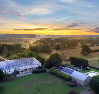 Wembley House Southern Highlands with 4pm Check Out Sunday - Bet 4u