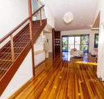 The Holiday House - Click Find