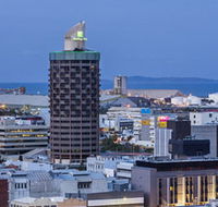 Holiday Inn Townsville - Click Find