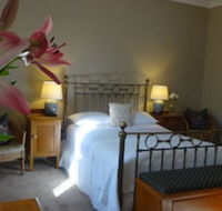 The Globe Inn - Click Find