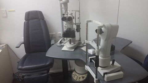 McLennan Deece Optometrists - DBD 1