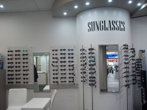 Emslie Ian Optometrist - Click Find 3