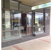Naomi KeastOptometrist - Bet 4u