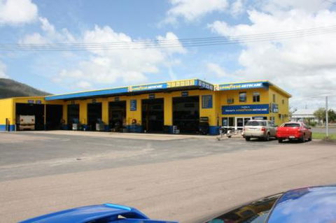 Dore’s Goodyear Autocare Tully - DBD 0