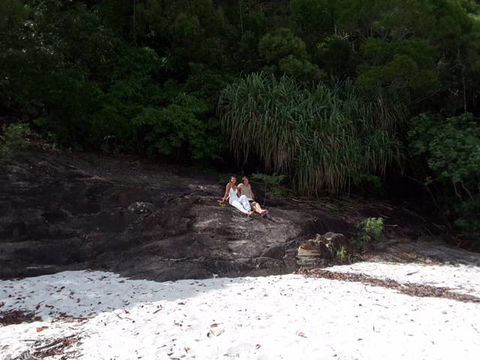 Scamper Island Camping & Water Transfers - Click Find 0